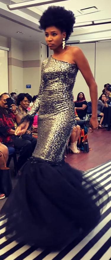 Evening Glow Mermaid Dress with Sequins and Removable Tulle Skirt